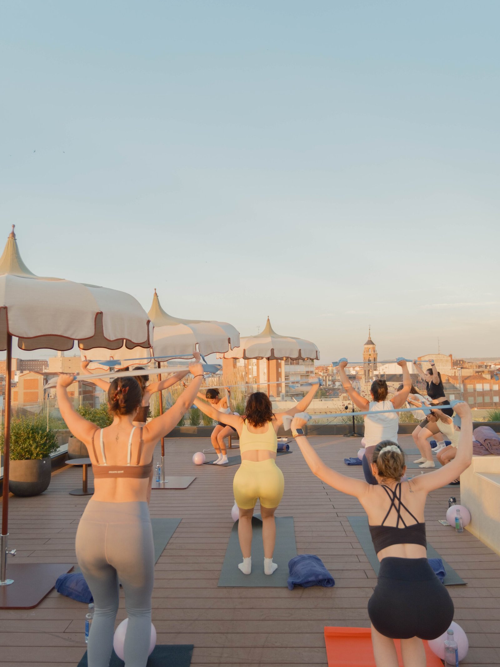 Estudio Pop Fotografia deportiva yoga barre y pilates